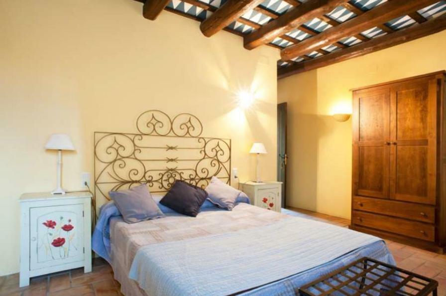 Hostal La Riera 톨로엘라데몽트그리 외부 사진